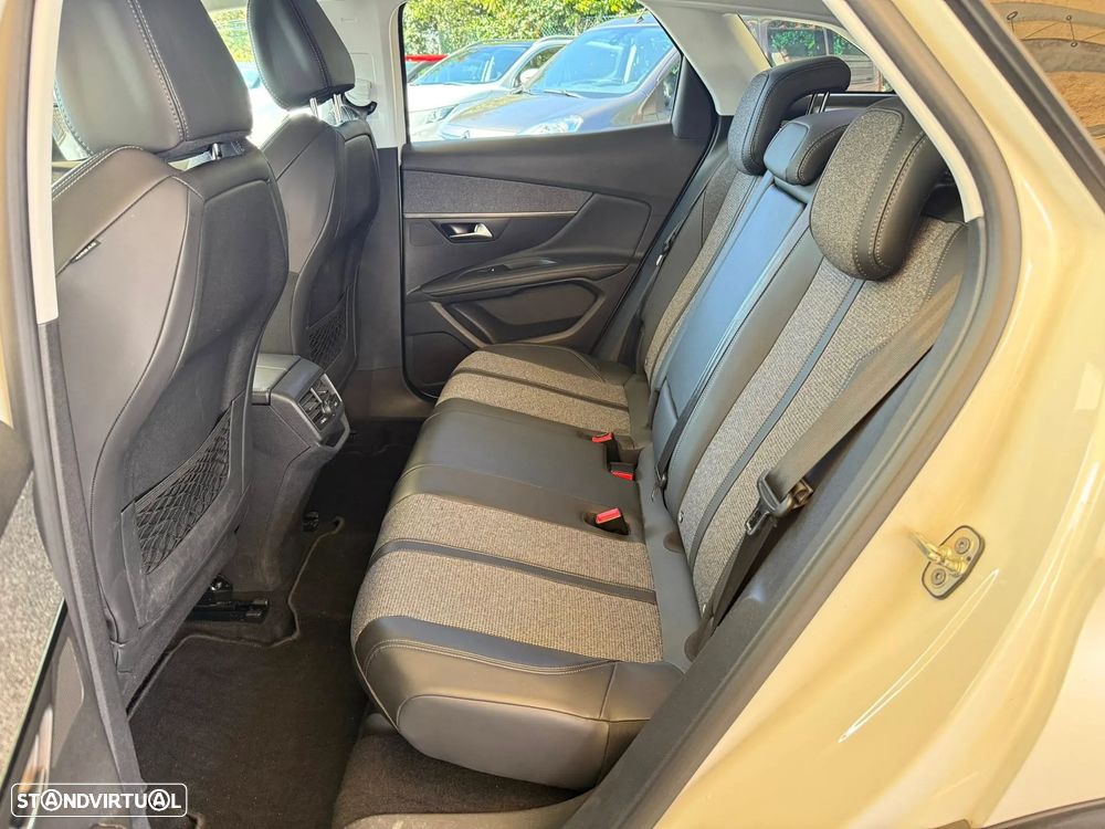 Peugeot 3008 1.6 BlueHDi Allure EAT6 J18 - 10