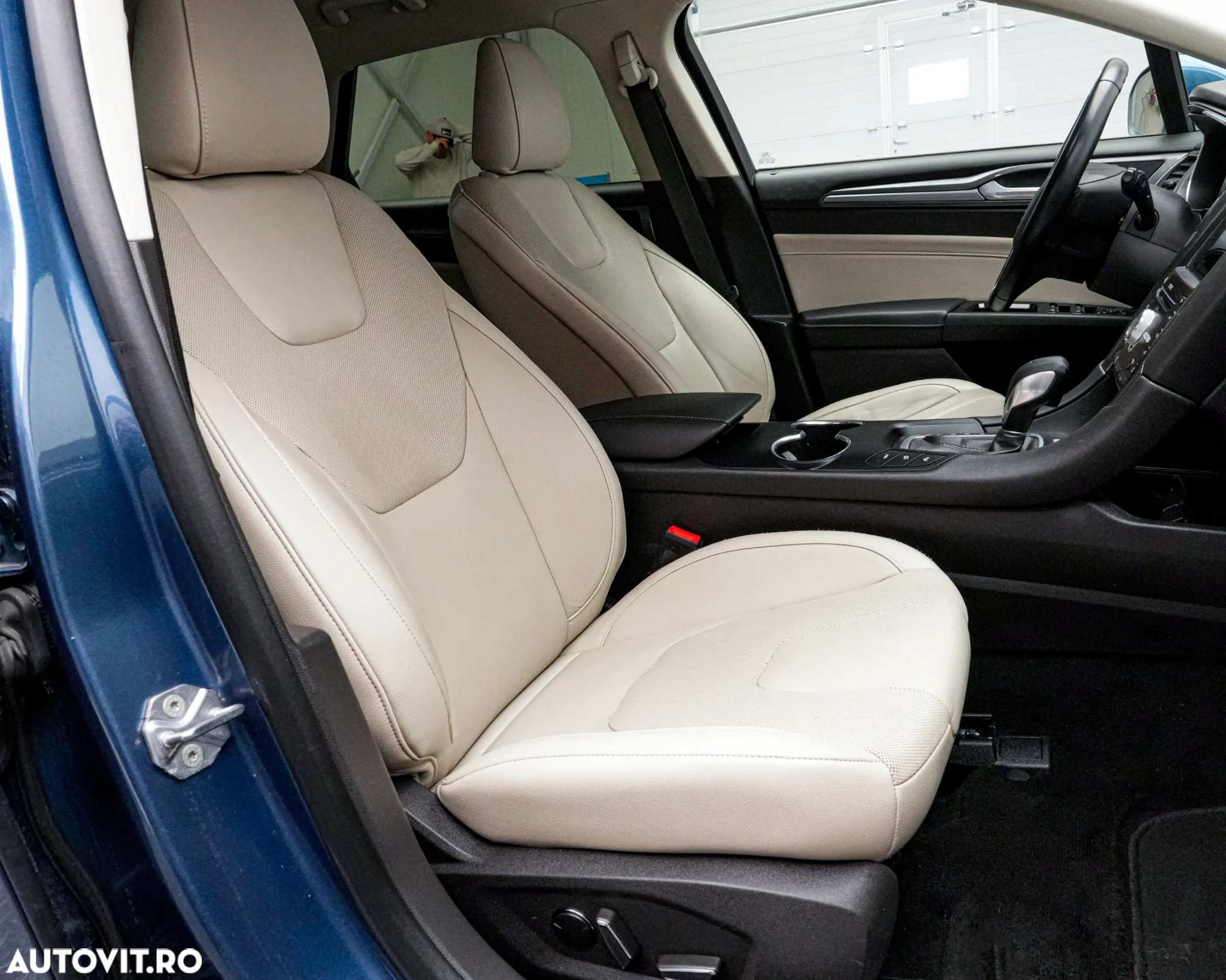 Ford Mondeo 2.0 HEV Titanium - 15