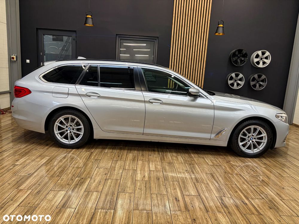 BMW Seria 5 520d - 7