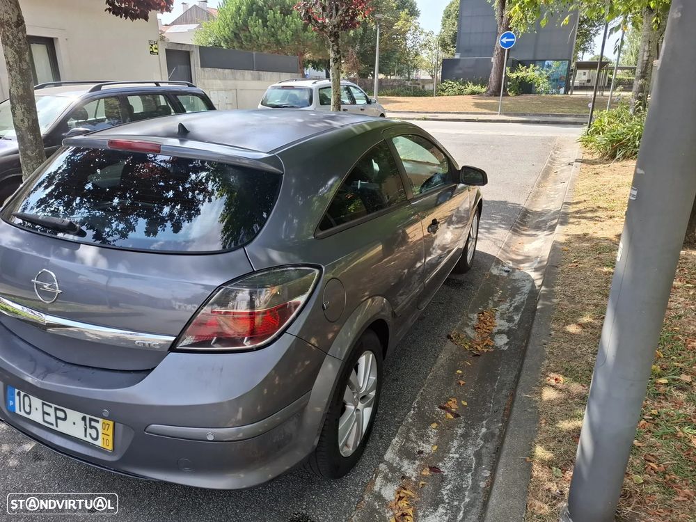 Opel Astra GTC 1.7 CDTI - 2