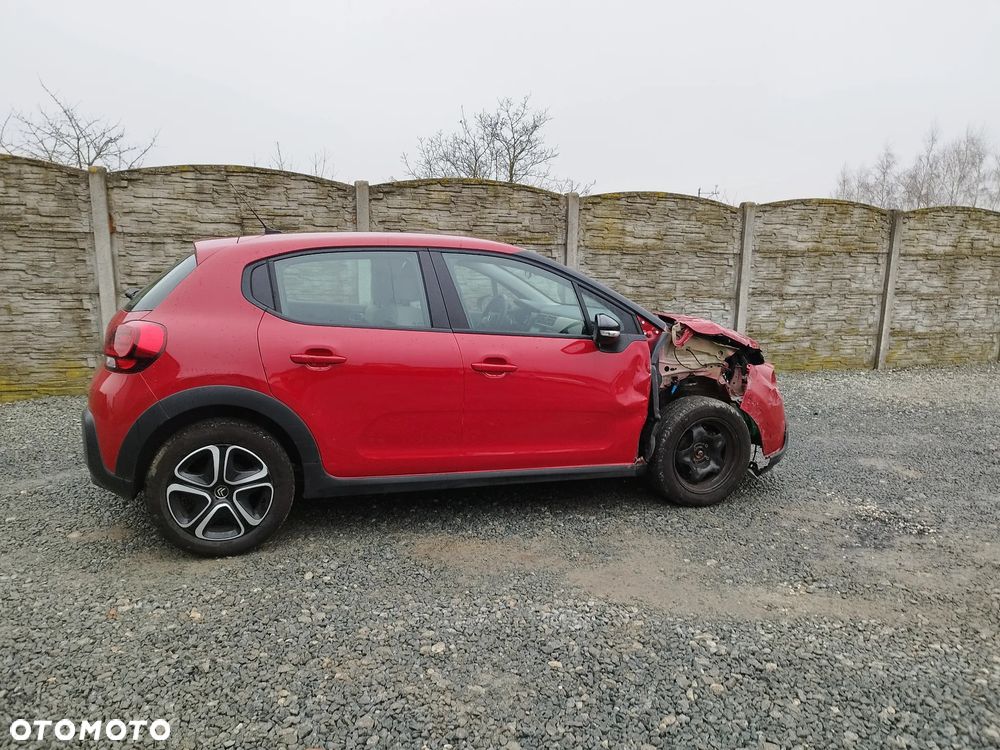 Citroën C3 Pure Tech 82 SHINE - 11