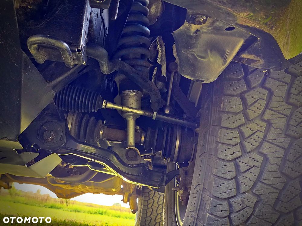 Toyota Land Cruiser - 40