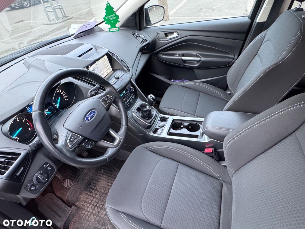 Ford Kuga 1.5 EcoBoost 2x4 ST-Line - 5