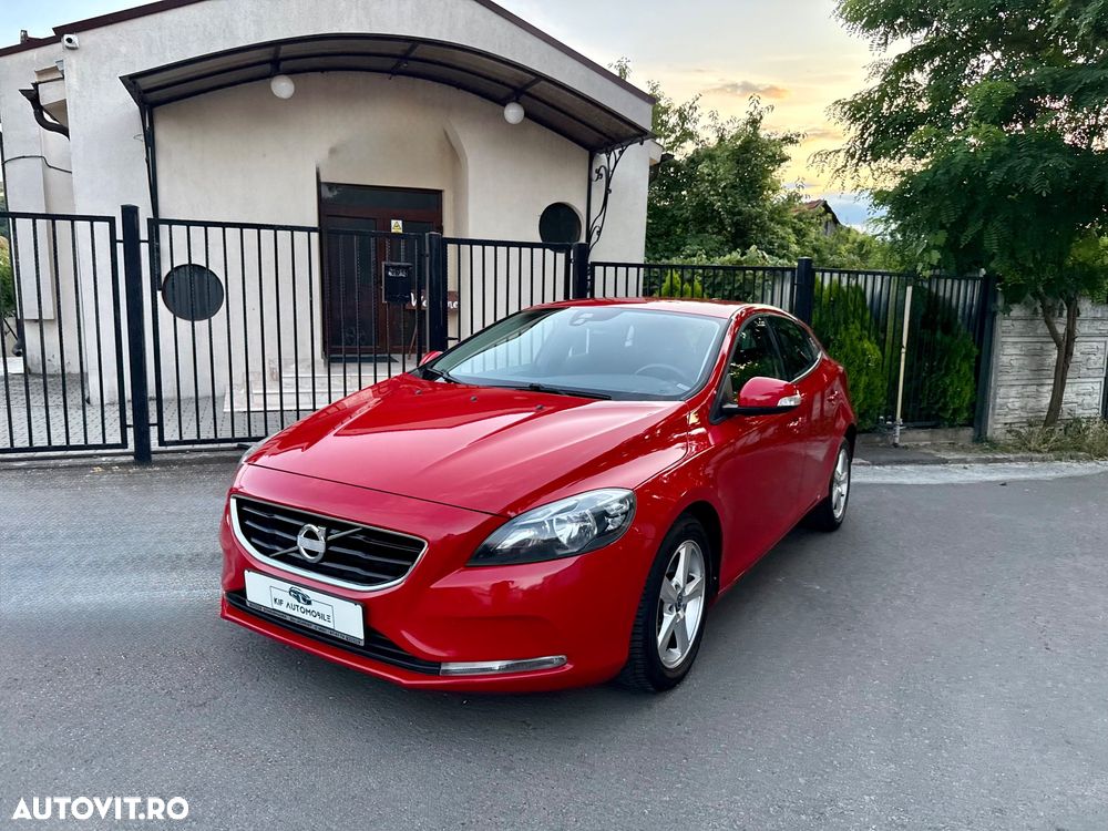 Volvo V40 T2 Momentum - 29