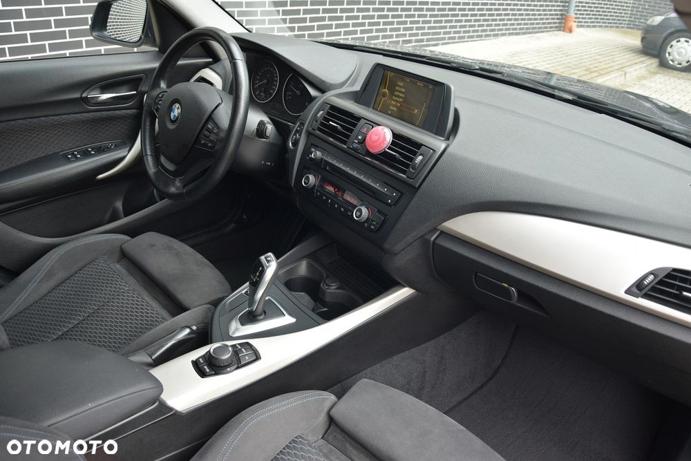 BMW Seria 1 118d DPF Edition Lifestyle - 14