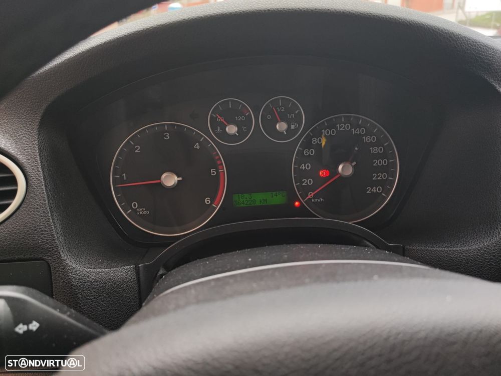 Ford Focus 1.6 TDCi Trend - 27