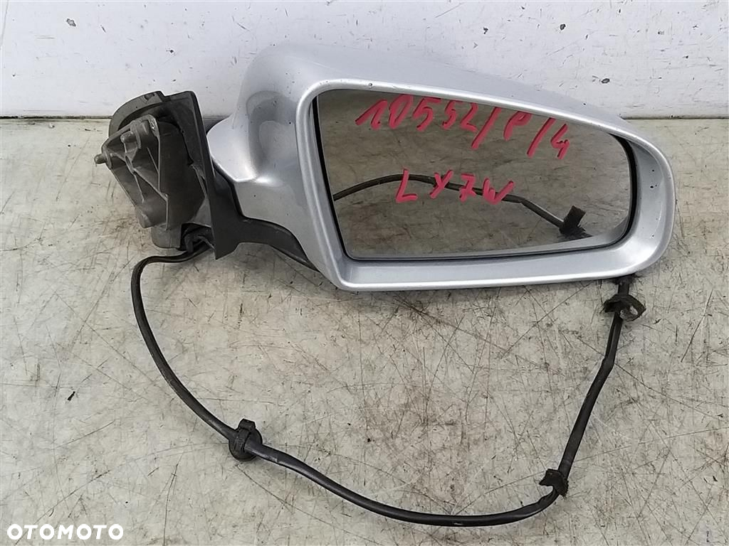 Lusterko prawe elektryczne Audi A4 B6 8E 1.9TDI 130KM R 00-04 - 3