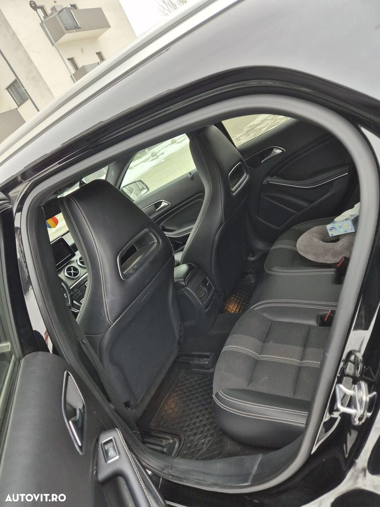 Mercedes-Benz GLA 200 d 4MATIC Aut. - 8