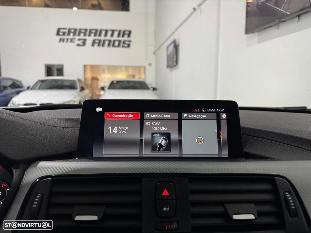 BMW 320 i Pack M Auto - 17