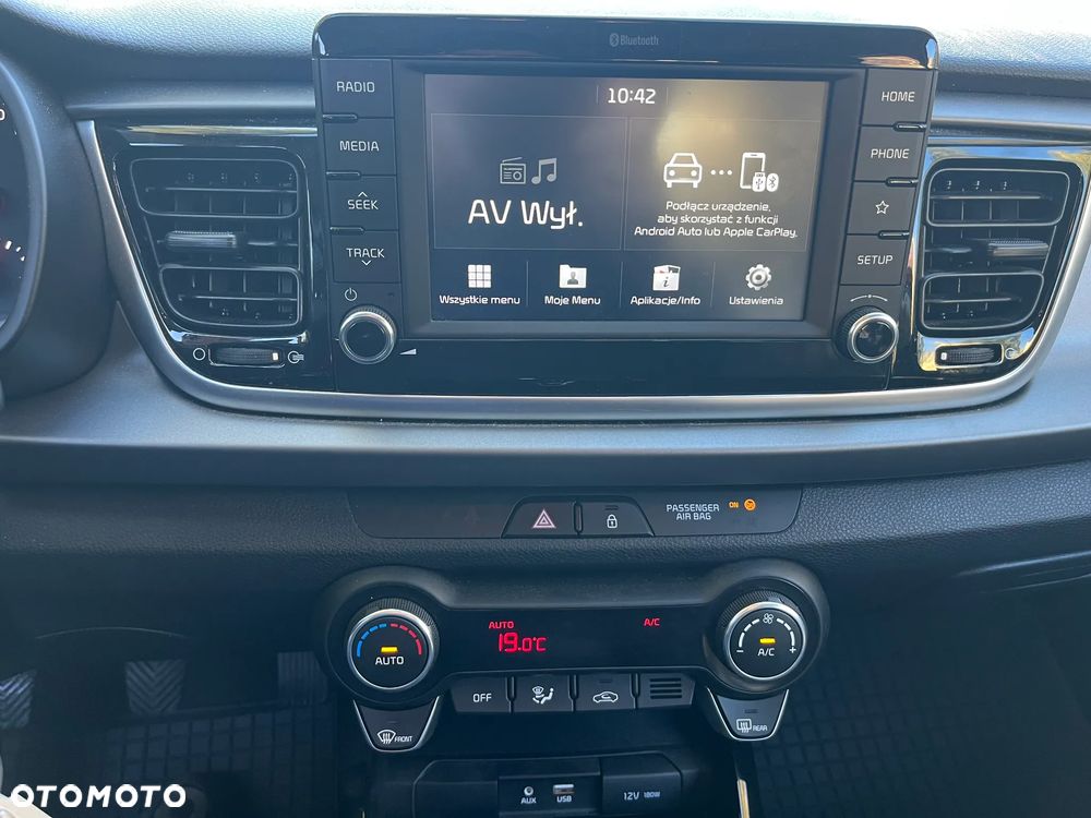 Kia Rio 1.2 L - 16