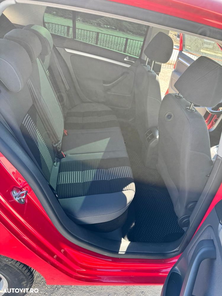 Volkswagen Golf 1.4 TSI DSG United - 12