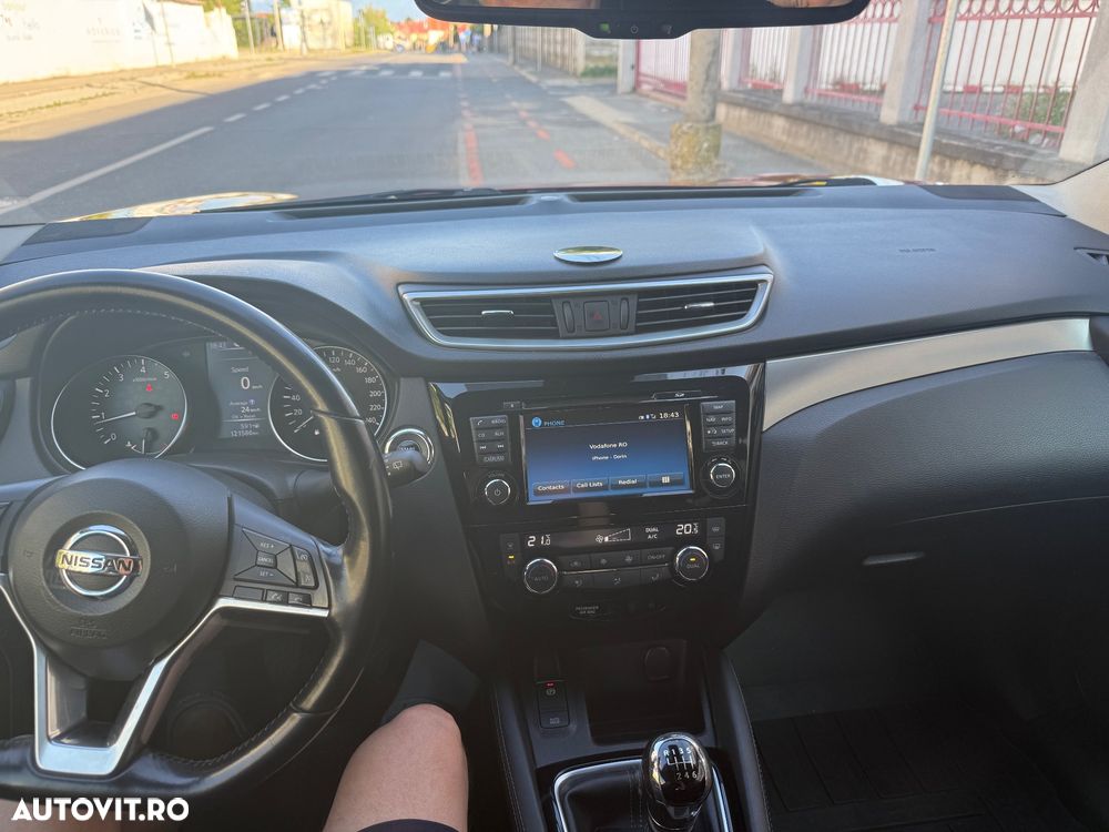 Nissan Qashqai DIG-T Start/Stop Tekna - 16