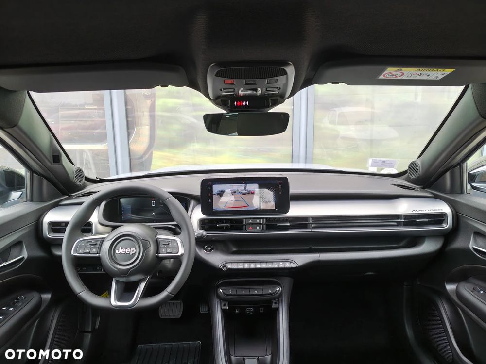 Jeep Avenger 1.2 T3 mHEV Black Edition FWD eDCT6 - 21