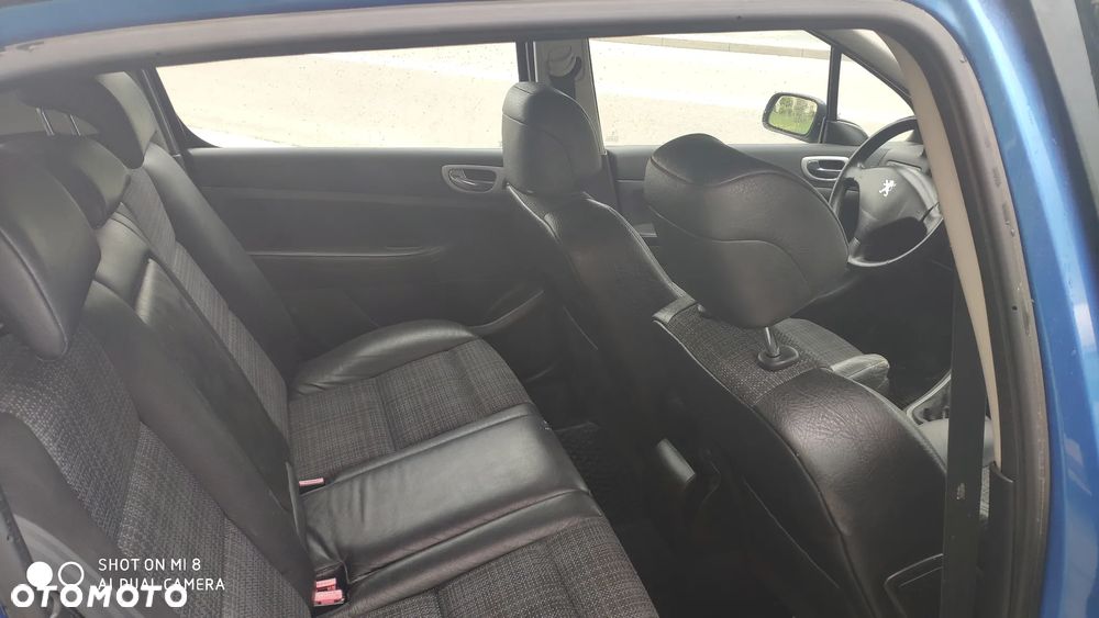 Peugeot 307 2.0 Premium - 6