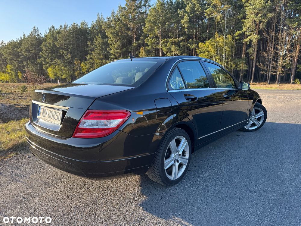 Mercedes-Benz Klasa C 180 Kompressor BlueEFFICIENCY - 3