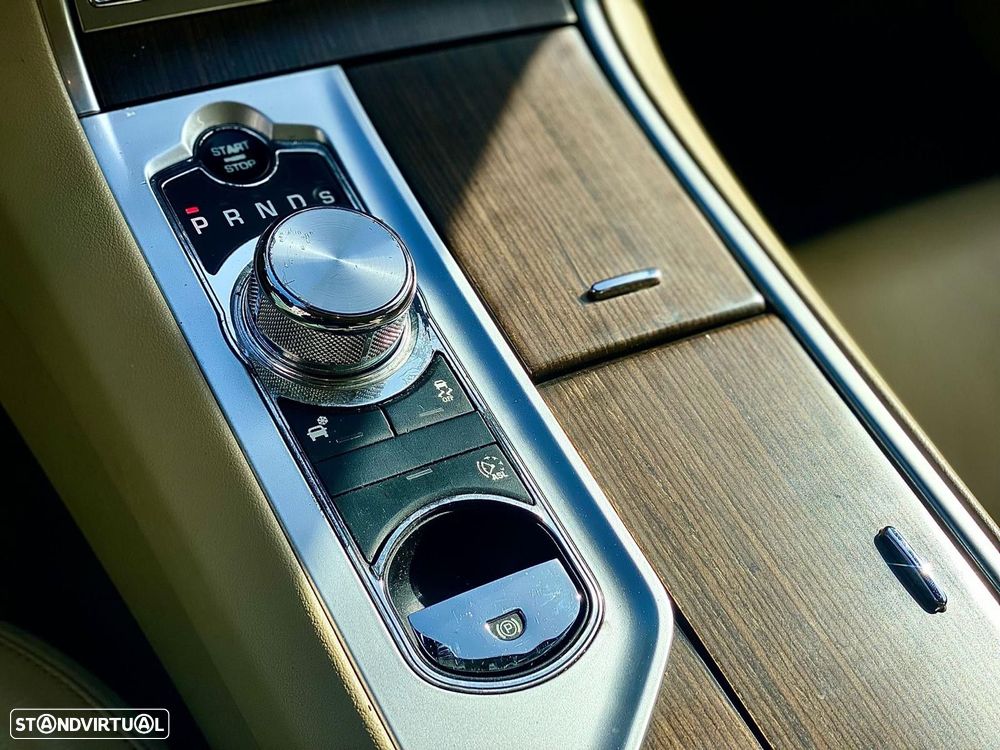 Jaguar XF 2.2 D Premium Luxury - 18