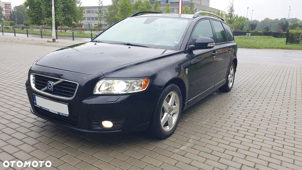 Volvo V50 - 1