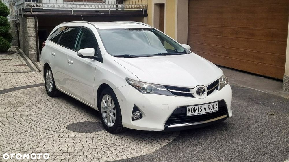 Toyota Auris - 8