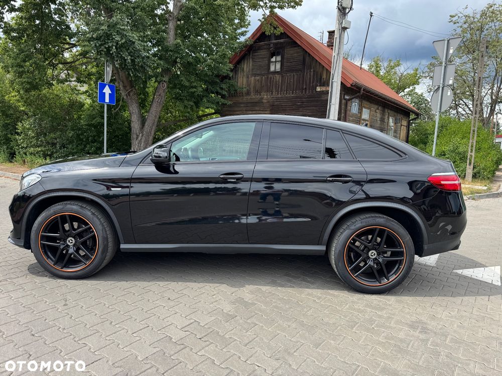 Mercedes-Benz GLE 350 d 4Matic 9G-TRONIC OrangeArt Edition - 12