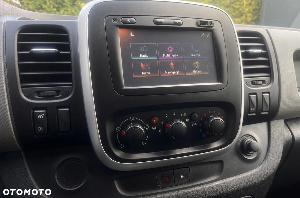 Renault Trafic - 13