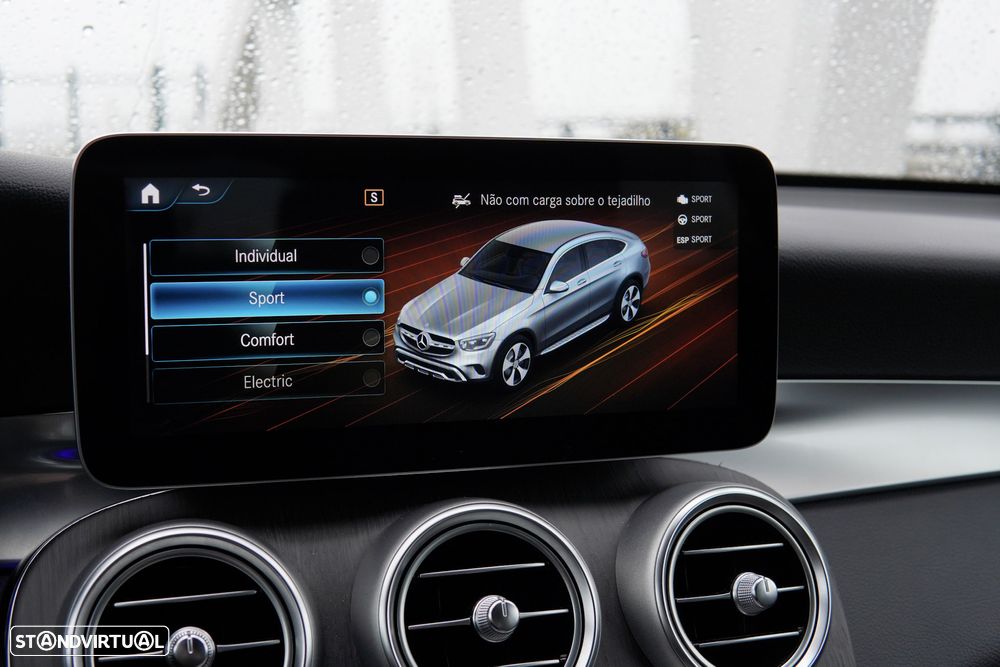 Mercedes-Benz GLC 300 e 4Matic - 40