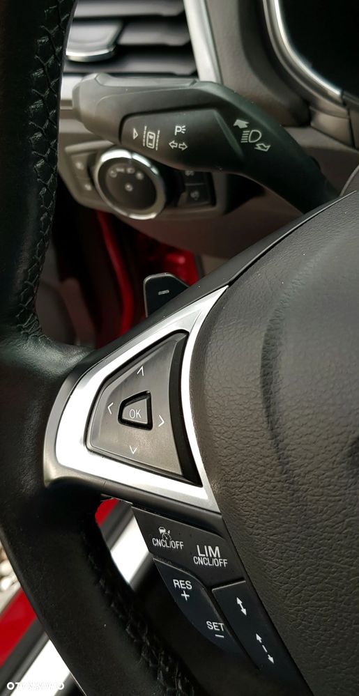 Ford Mondeo 2.0 TDCi Titanium PowerShift - 28