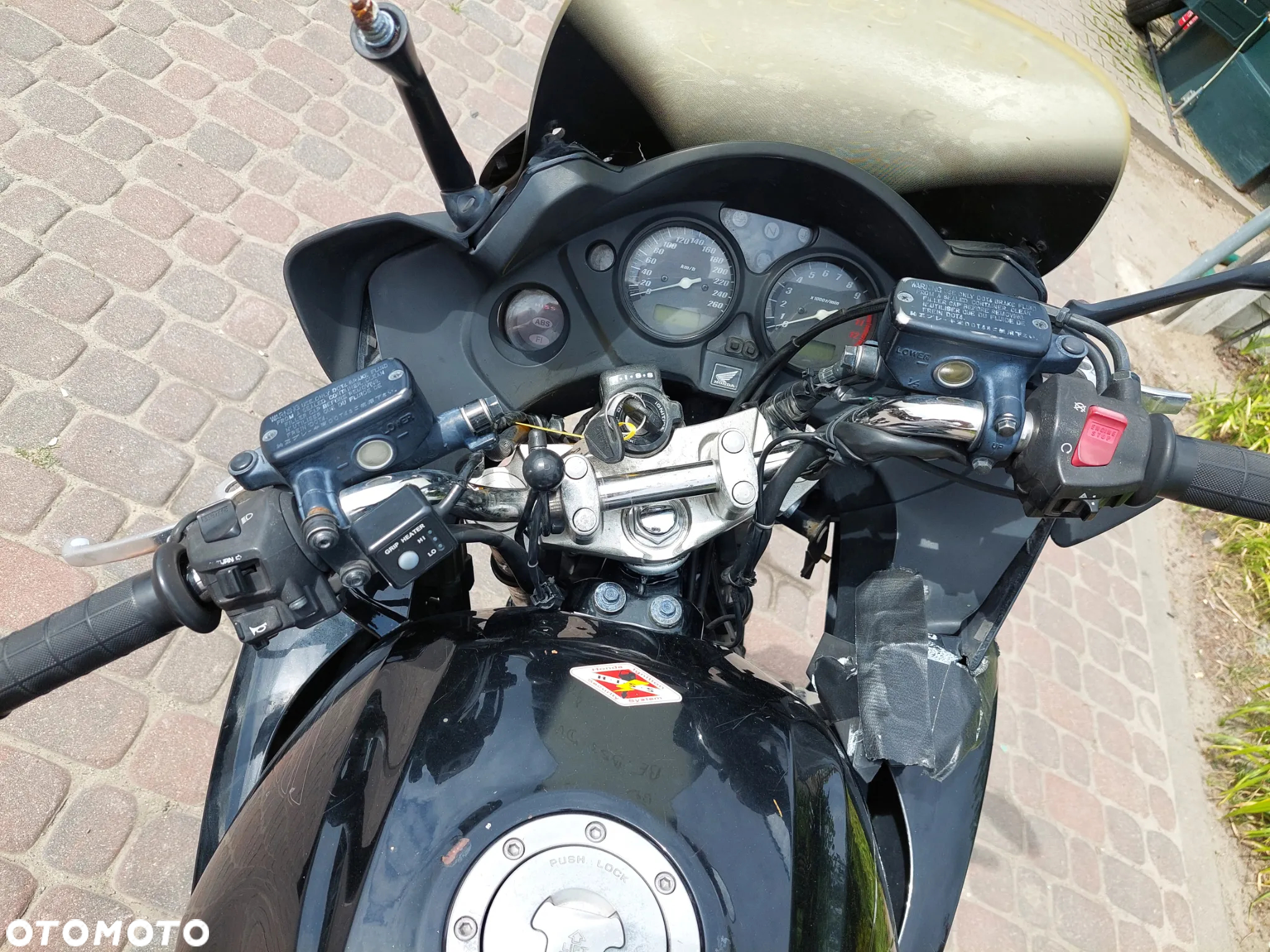 Honda CBF - 9