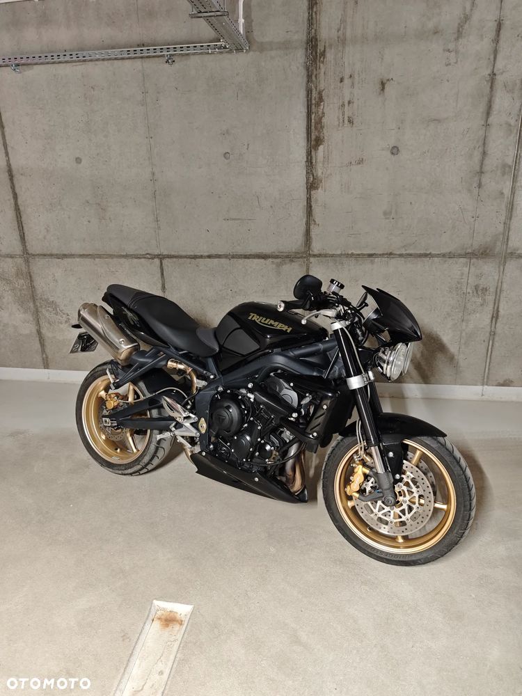 Triumph Street Triple
