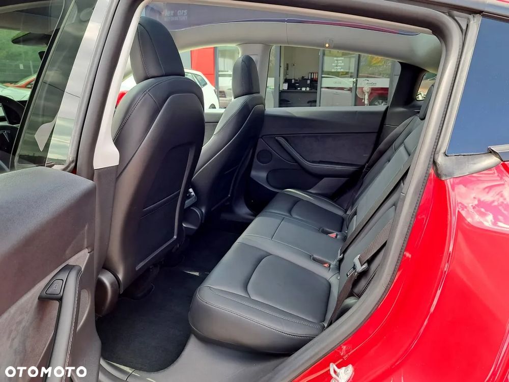 Tesla Y Model Long Range Dual Motor AWD - 16