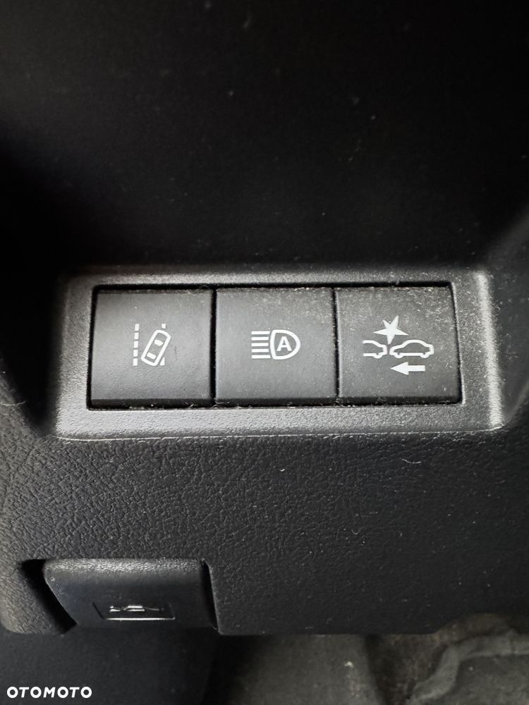 Toyota Yaris 1.5 Premium CVT - 15