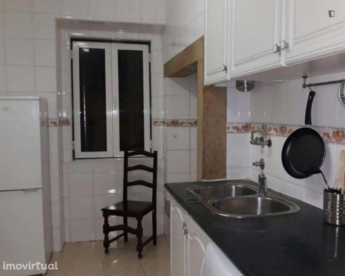 Quarto - localizado em Mouraria Lisbon - Grande imagem: 5/8