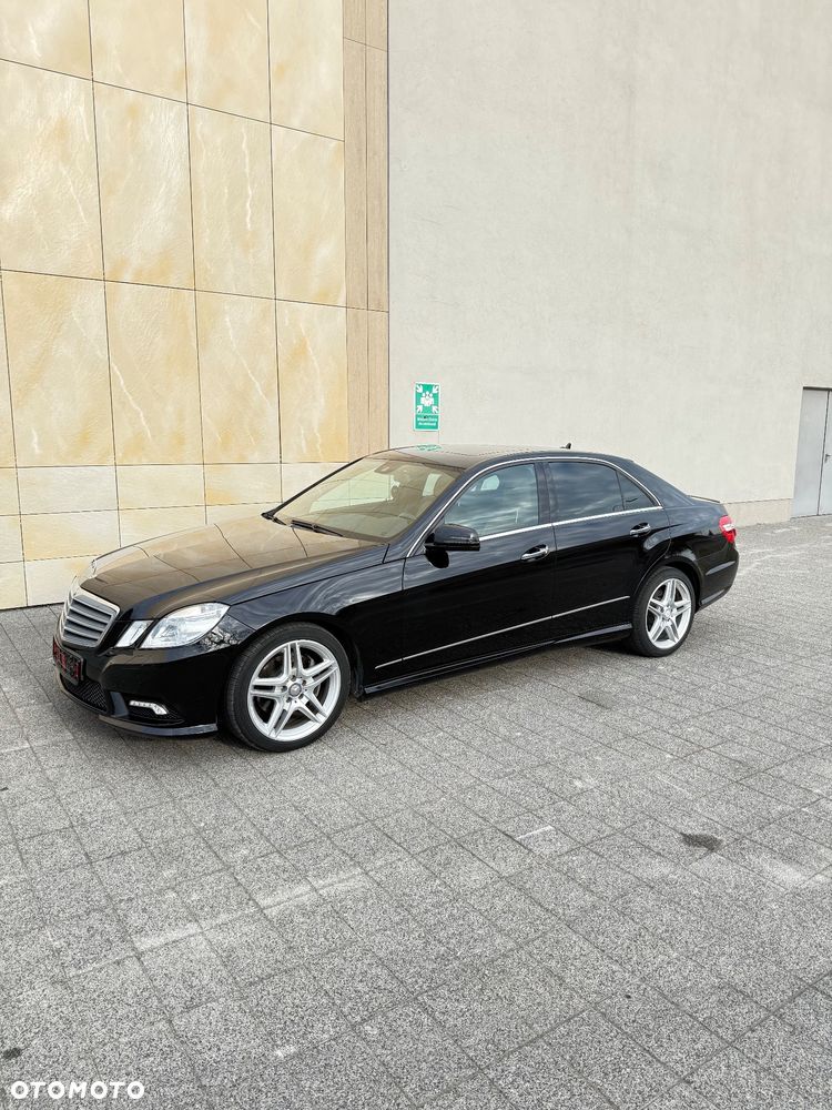 Mercedes-Benz Klasa E 350 4Matic Avantgarde Sport Edition AMG - 3