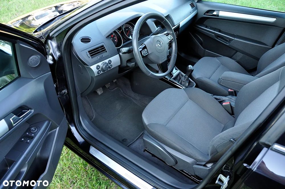 Opel Astra 1.6 Cosmo - 10