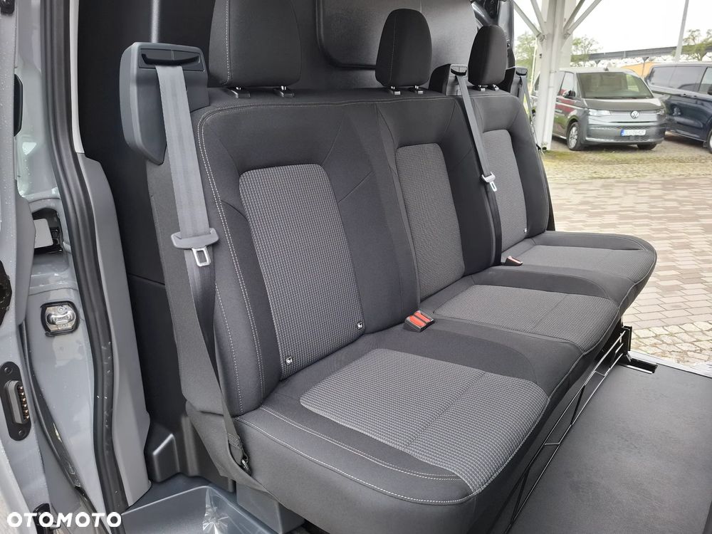 Volkswagen Transporter PLUS - 8