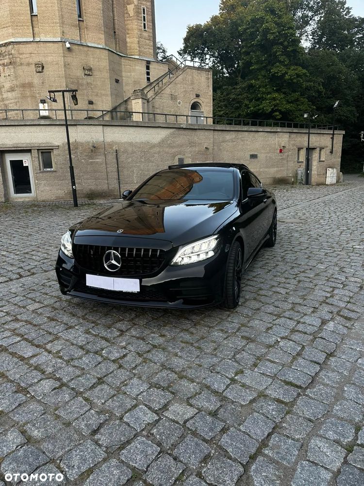 Mercedes-Benz Klasa C 300 4MATIC 9G-TRONIC - 15
