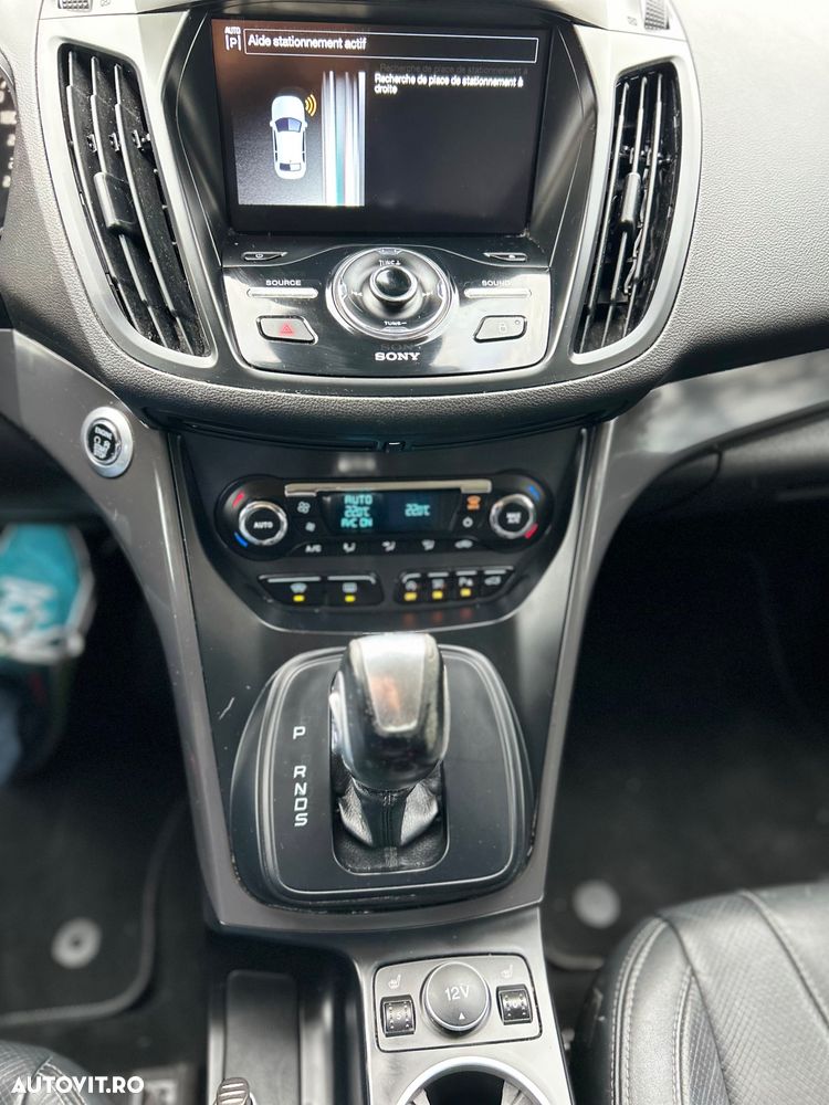 Ford Kuga 2.0 TDCi 4x4 Aut. ST-Line - 10