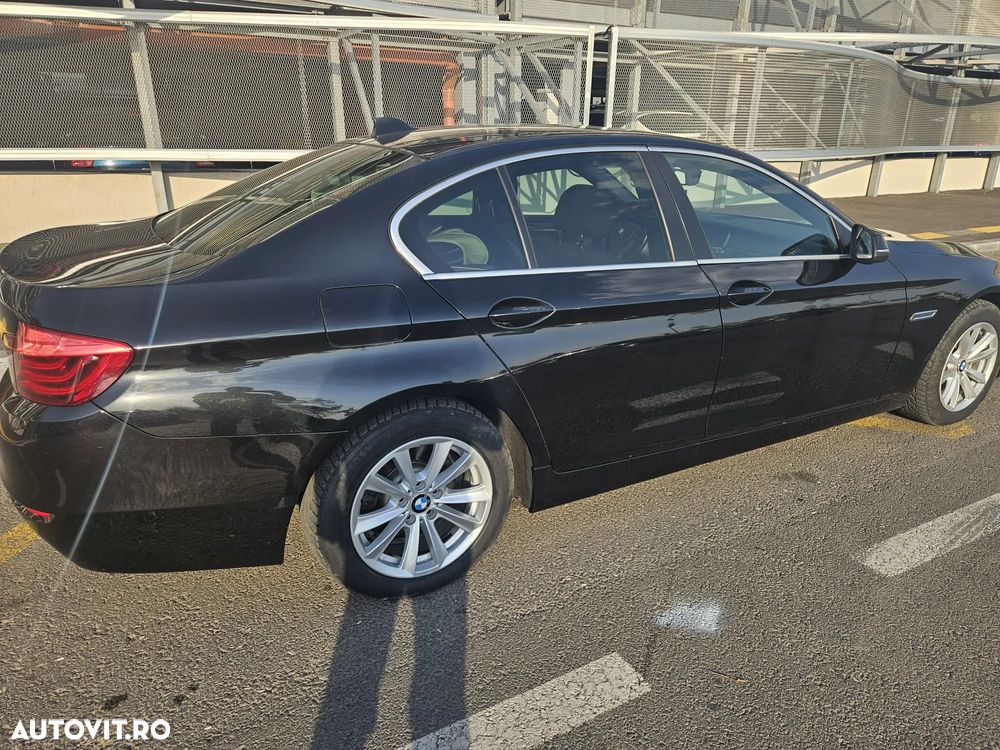 BMW Seria 5 525d Touring Sport-Aut. - 9