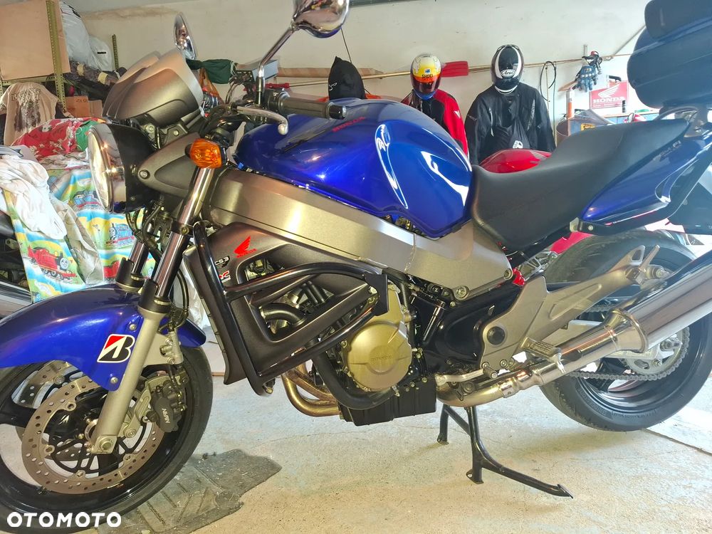 Honda X11 - 34