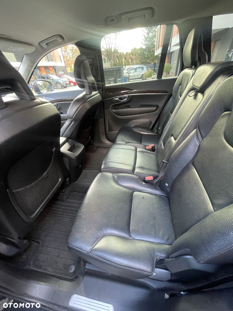 Volvo XC 90 - 13