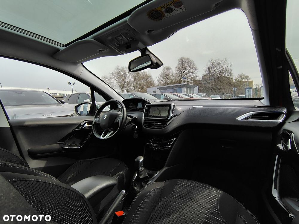 Peugeot 208 1.2 PureTech Allure - 7