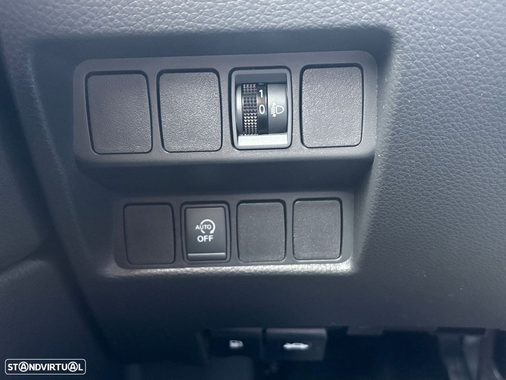 Nissan Qashqai 1.5 dCi N-Connecta Business - 36