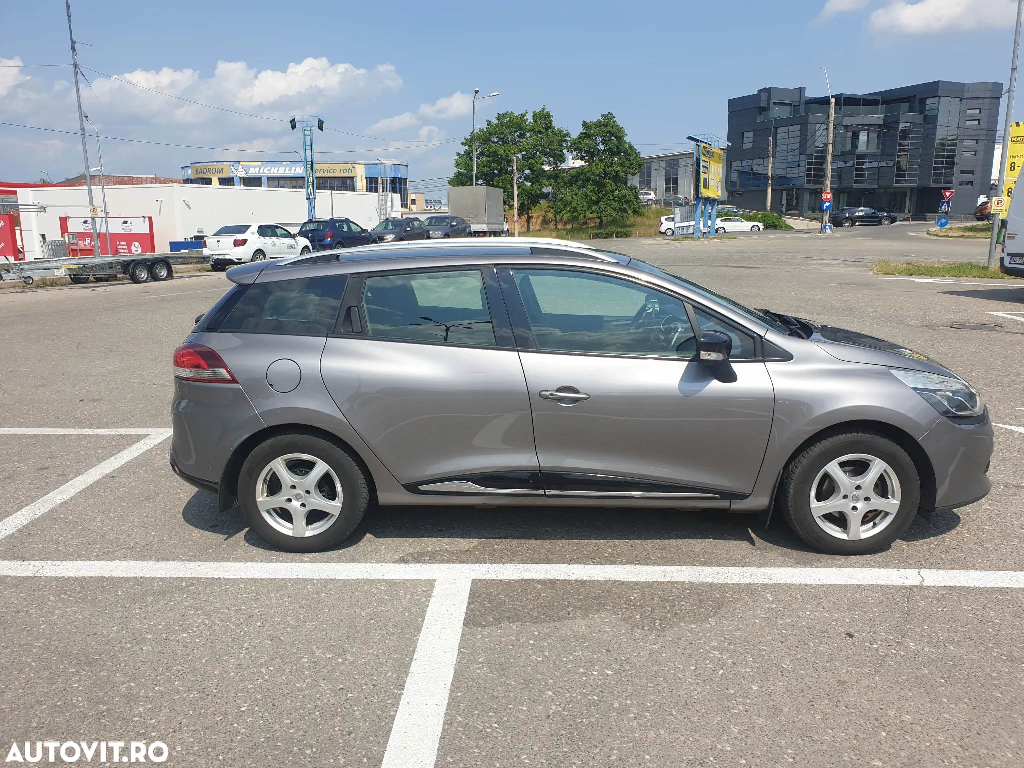 Renault Clio - 9