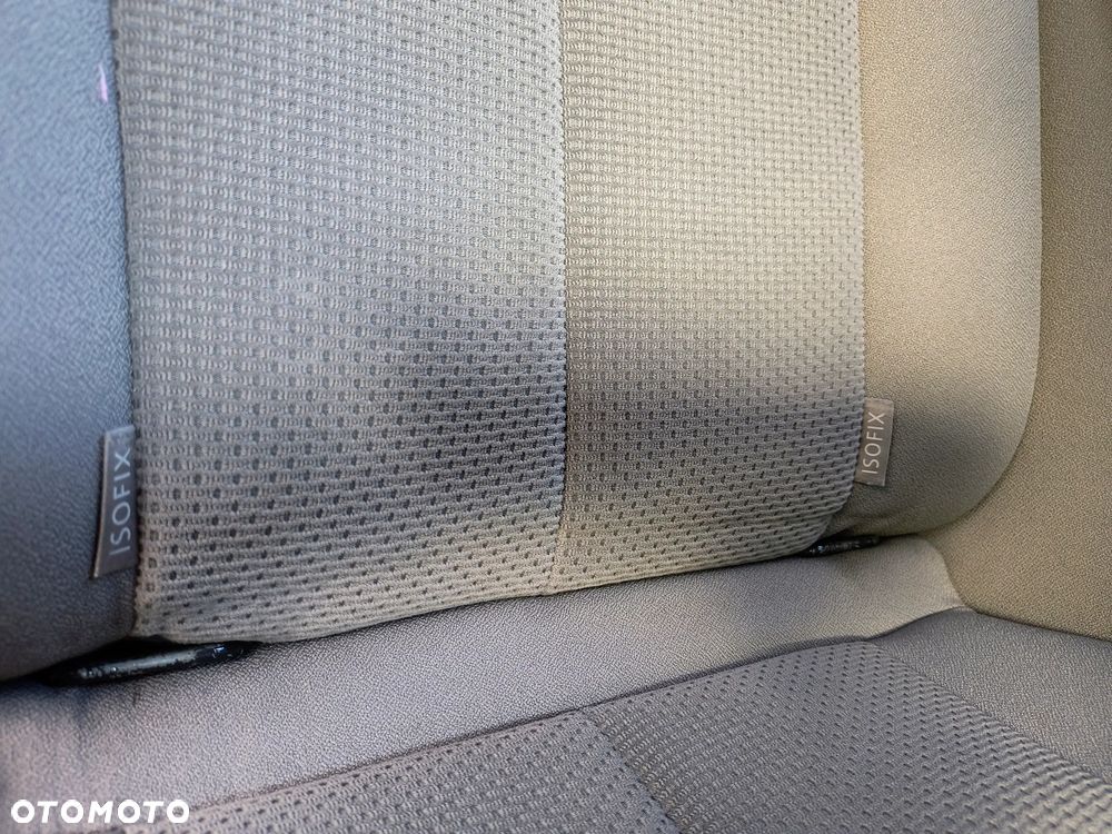 Volkswagen Passat 2.0 TDI DPF Comfortline - 27