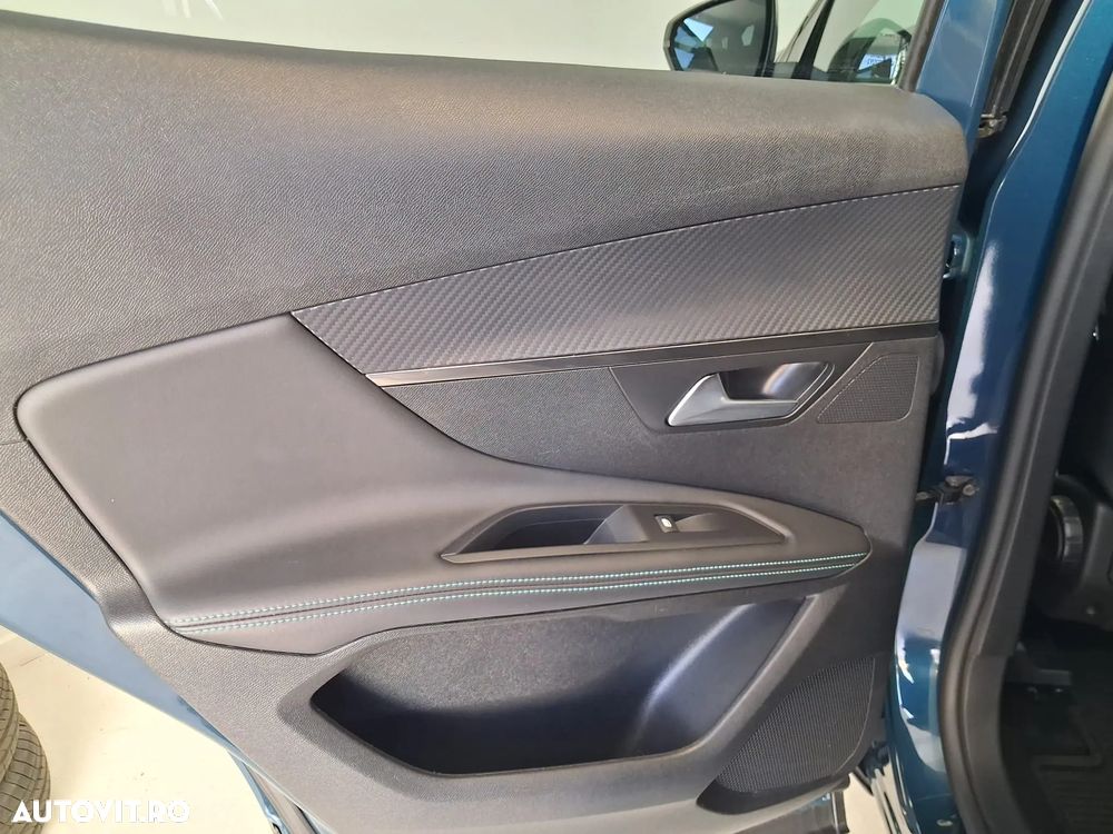 Peugeot 3008 1.5 BlueHDI 130 S&S EAT8 Allure - 22