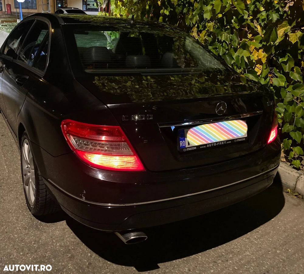 Mercedes-Benz C 200 CDI - 28