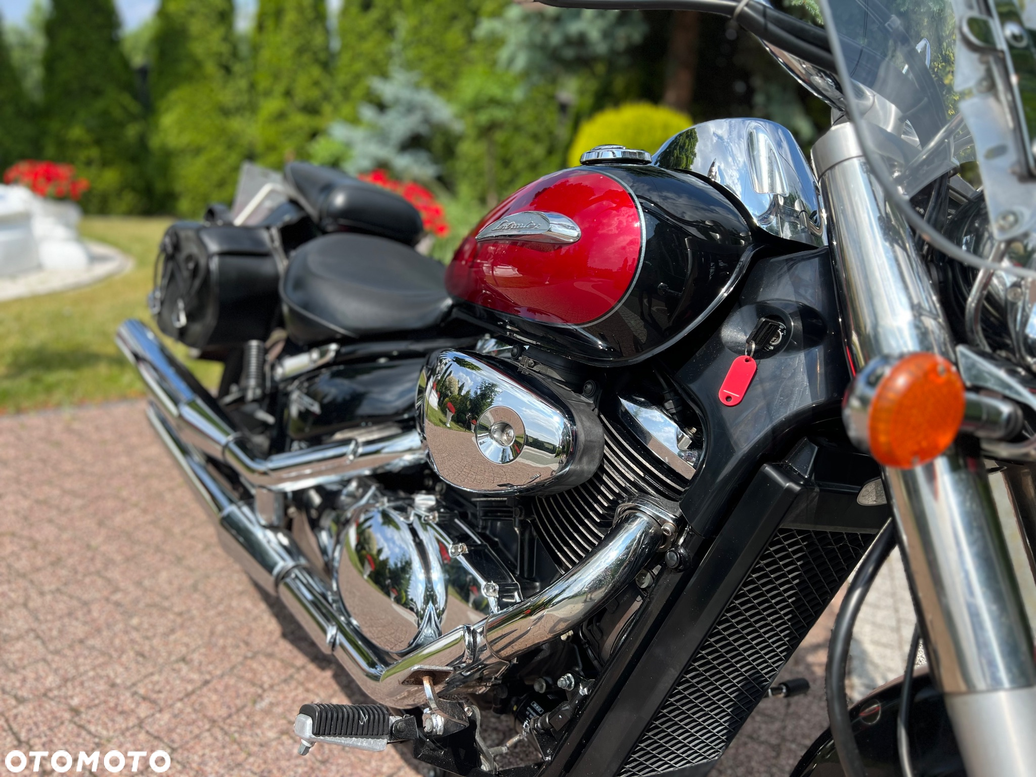 Suzuki VL 800 Volusia - Boulevard C50 - 4