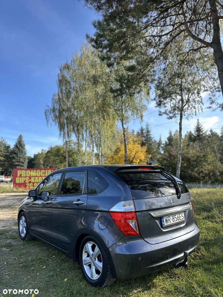 Honda FR-V - 3