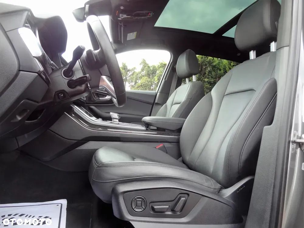 Audi Q7 - 11