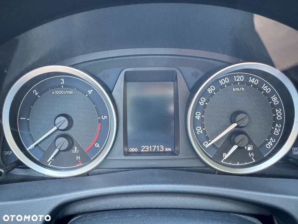 Toyota Auris 2.0 D-4D Premium - 11