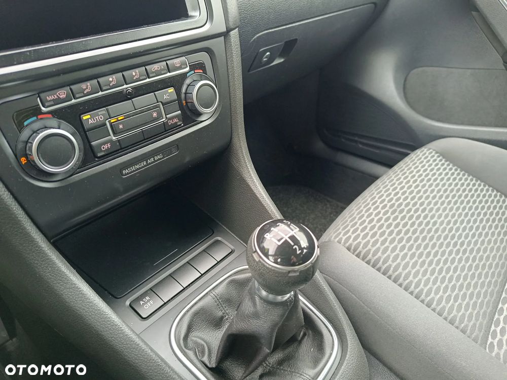 Volkswagen Golf 1.6 TDI BlueMotion Technology Comfortline - 35